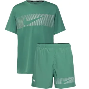 Nike Challenger Set
