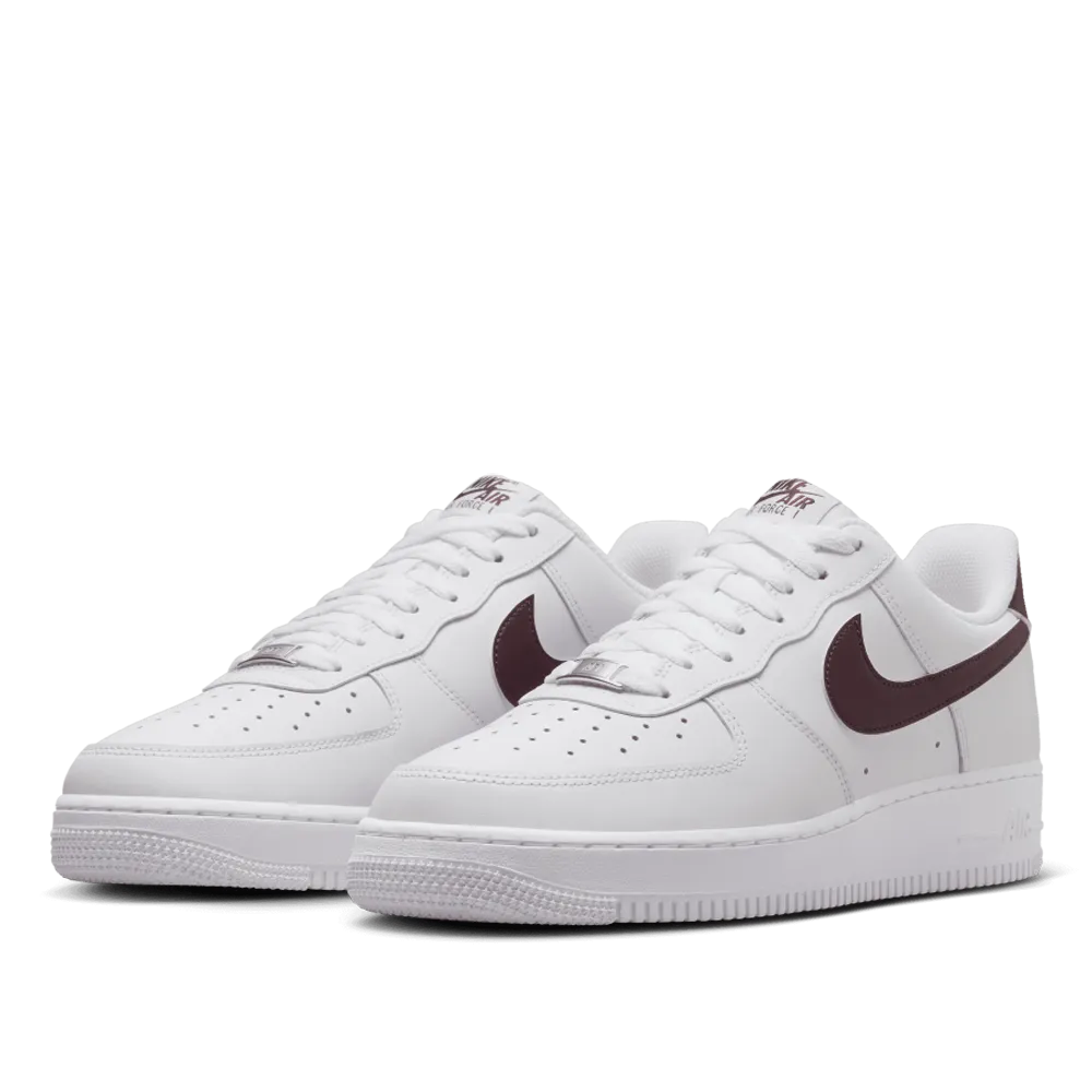Nike Men's Air Force 1 '07 Shoes