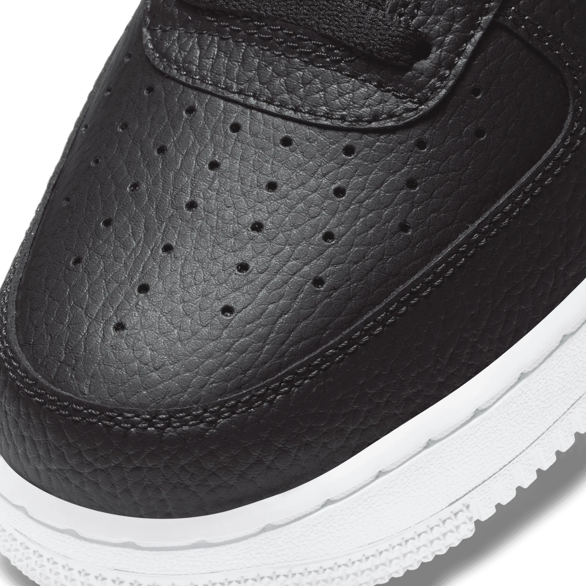 Nike Men's Air Force 1 '07 Shoes