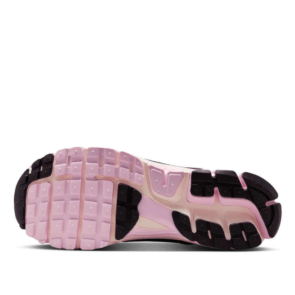 Nike Men's Zoom Vomero 5 Shoes