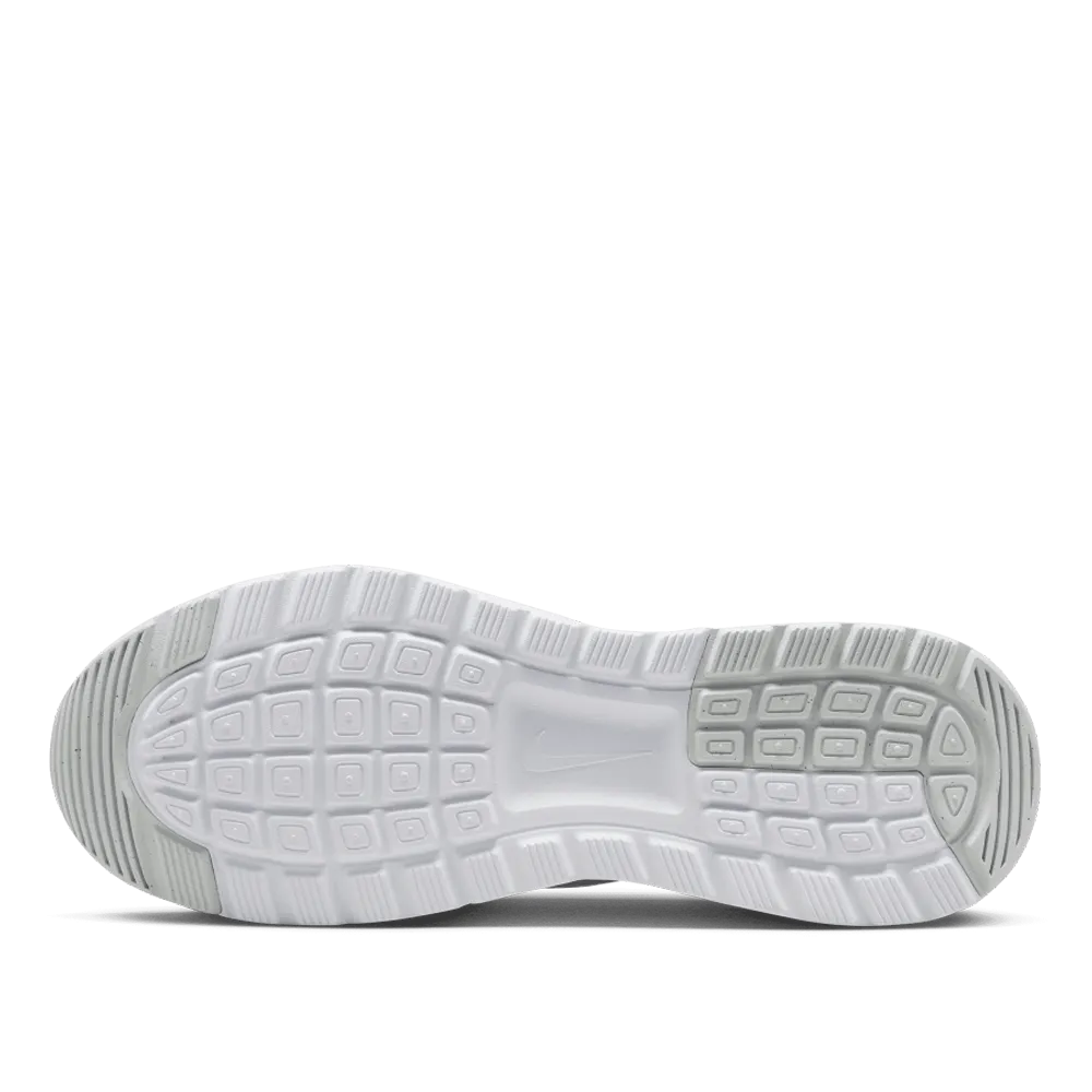 Nike Women's Air Max Nuaxis Shoes