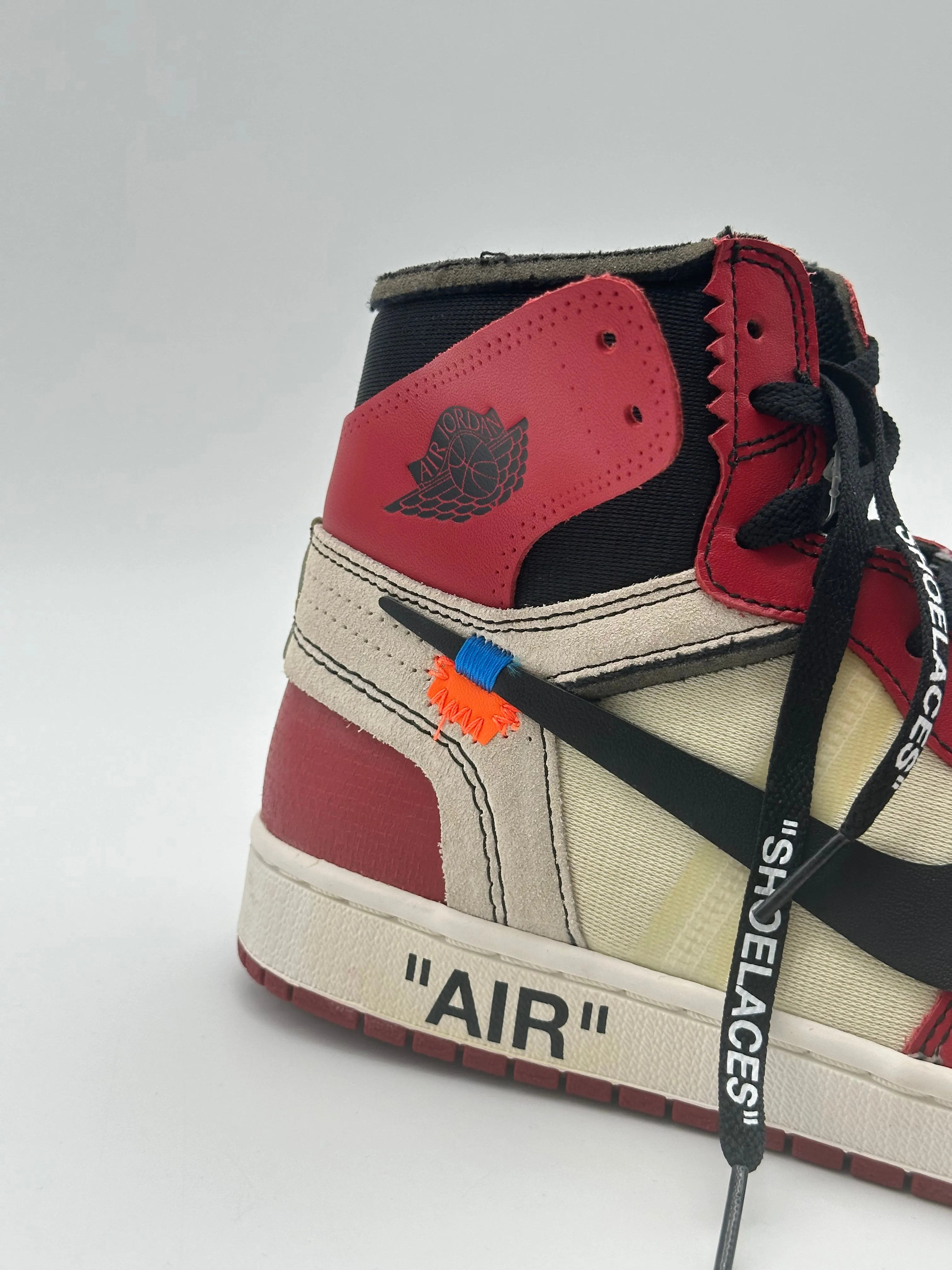Sneakers Off-White X Nike Air Jordan 1 Chicago