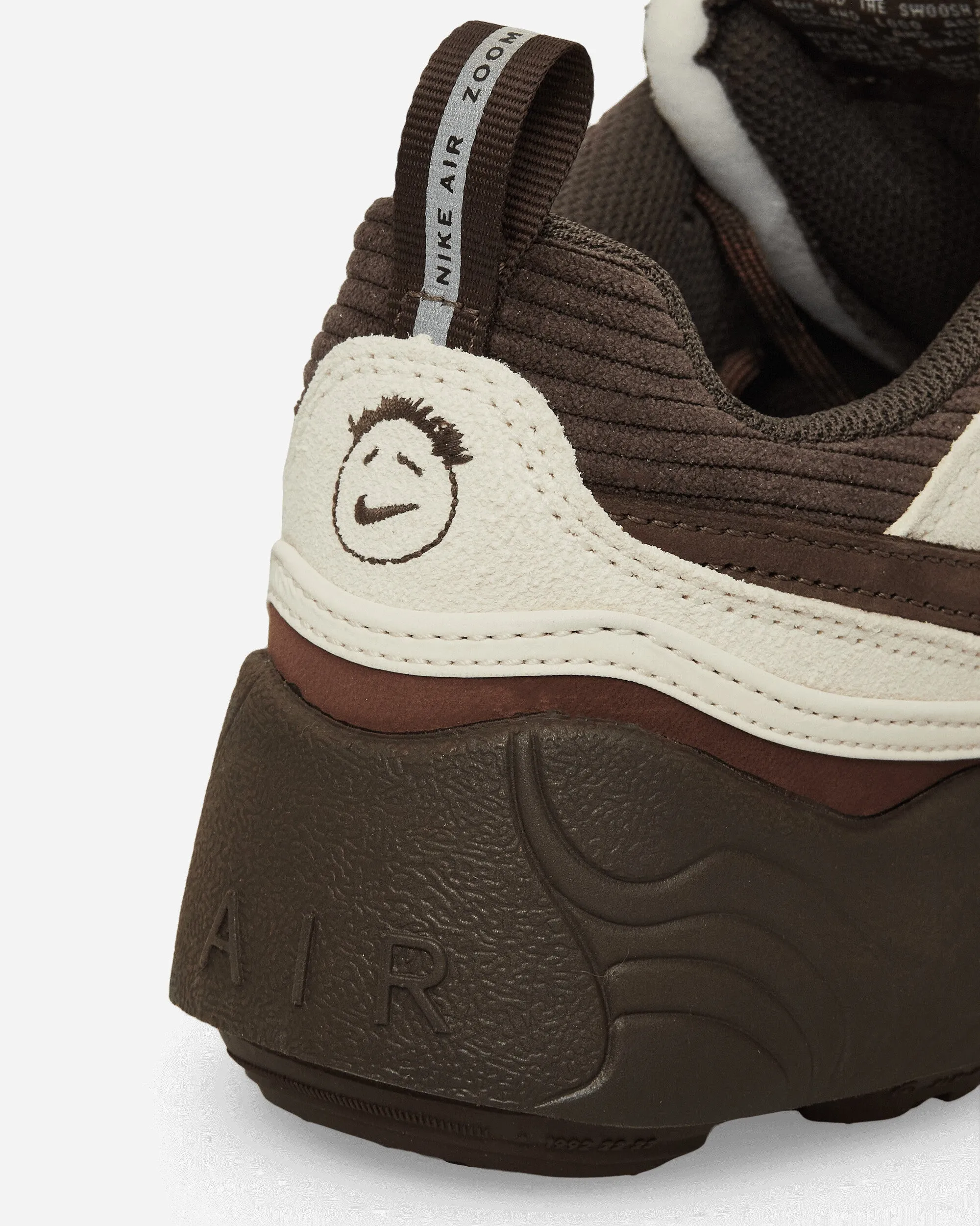 Travis Scott Zoom Field Jaxx Sneakers Pale Ivory / Leche Blue