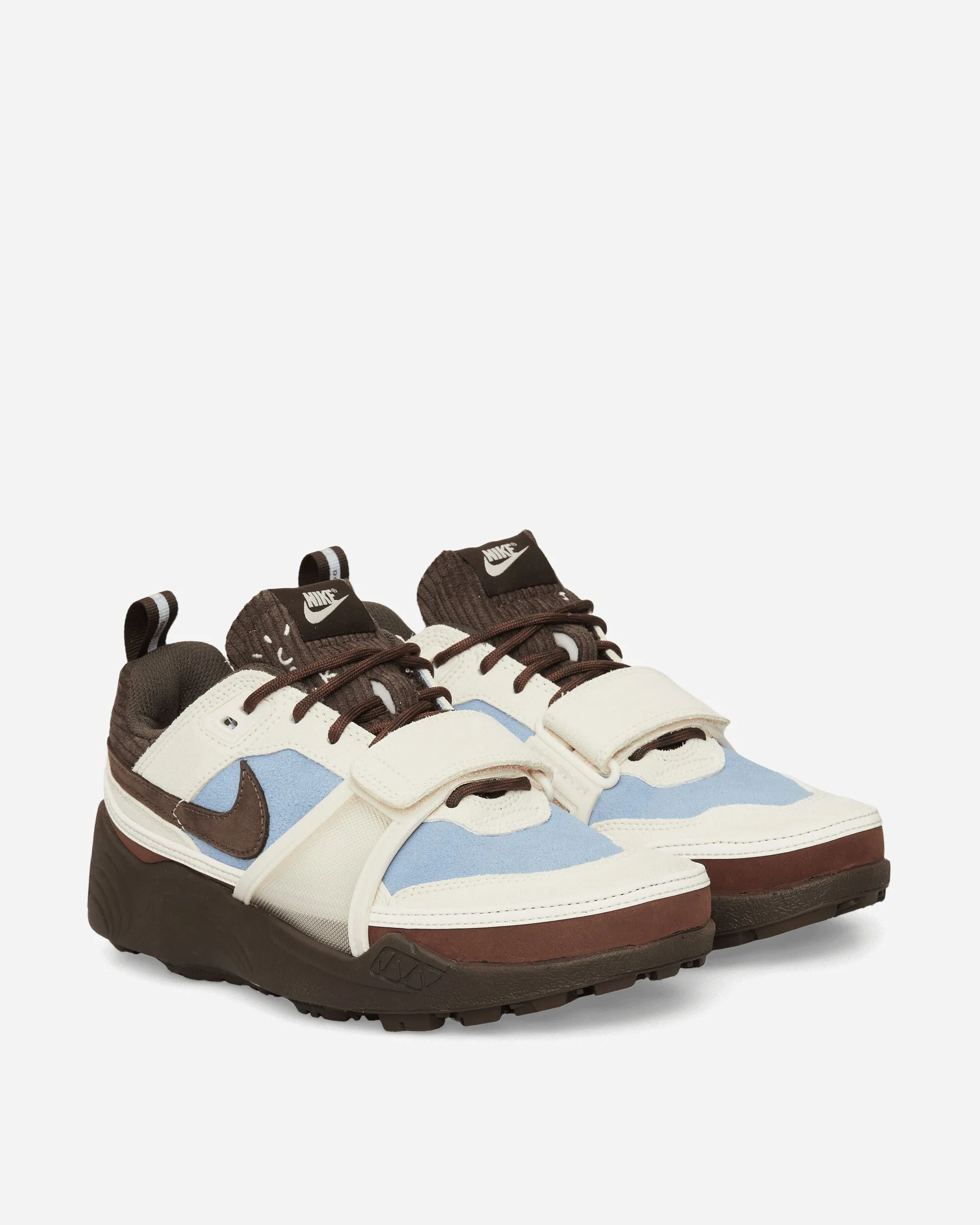 Travis Scott Zoom Field Jaxx Sneakers Pale Ivory / Leche Blue